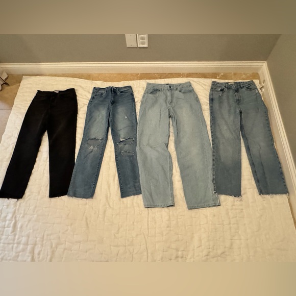 Women's Straight Jeans in Blue and Black bundle of 4 - Picture 1 of 13